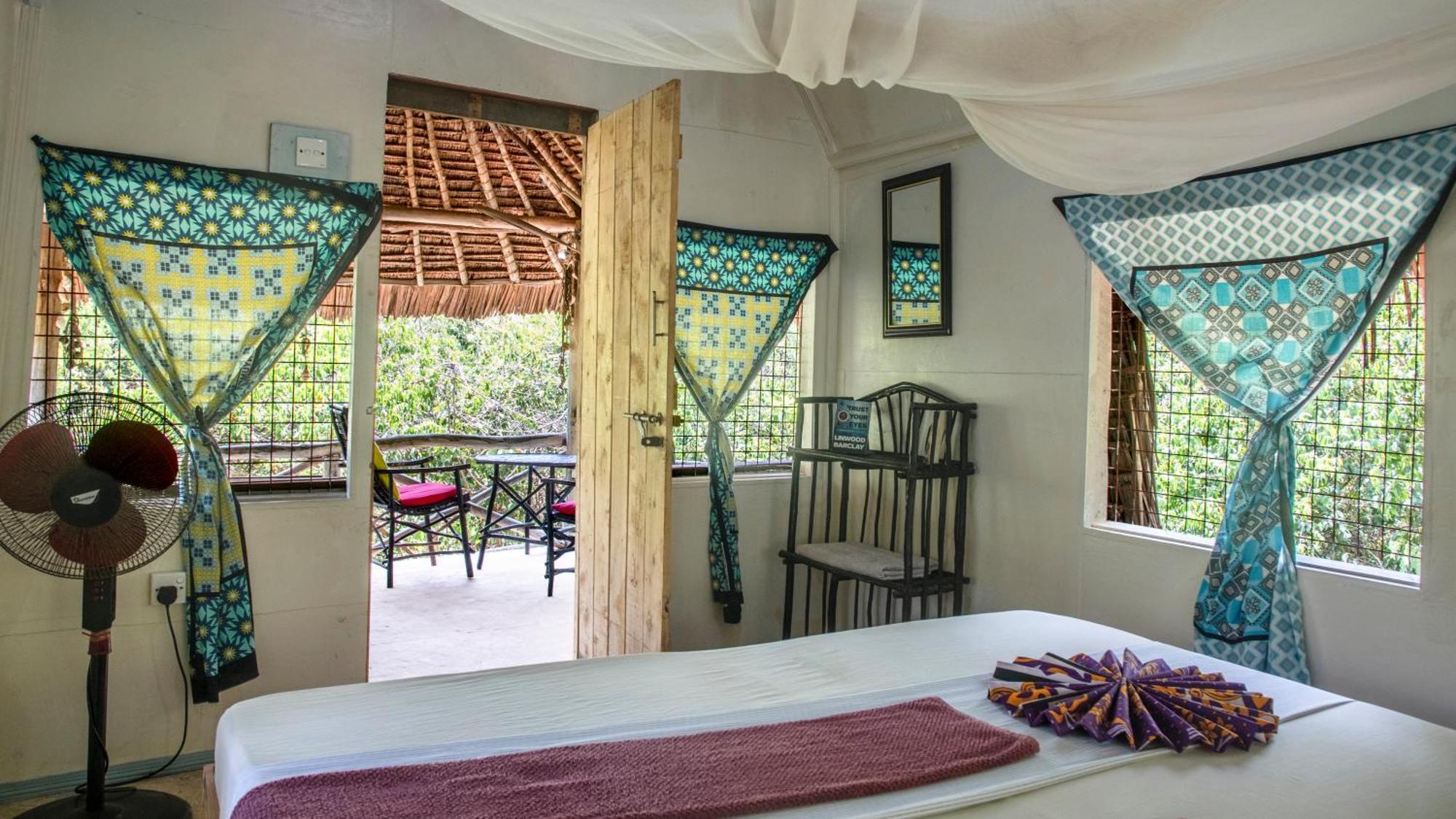 Stilts Diani Beach Exterior foto