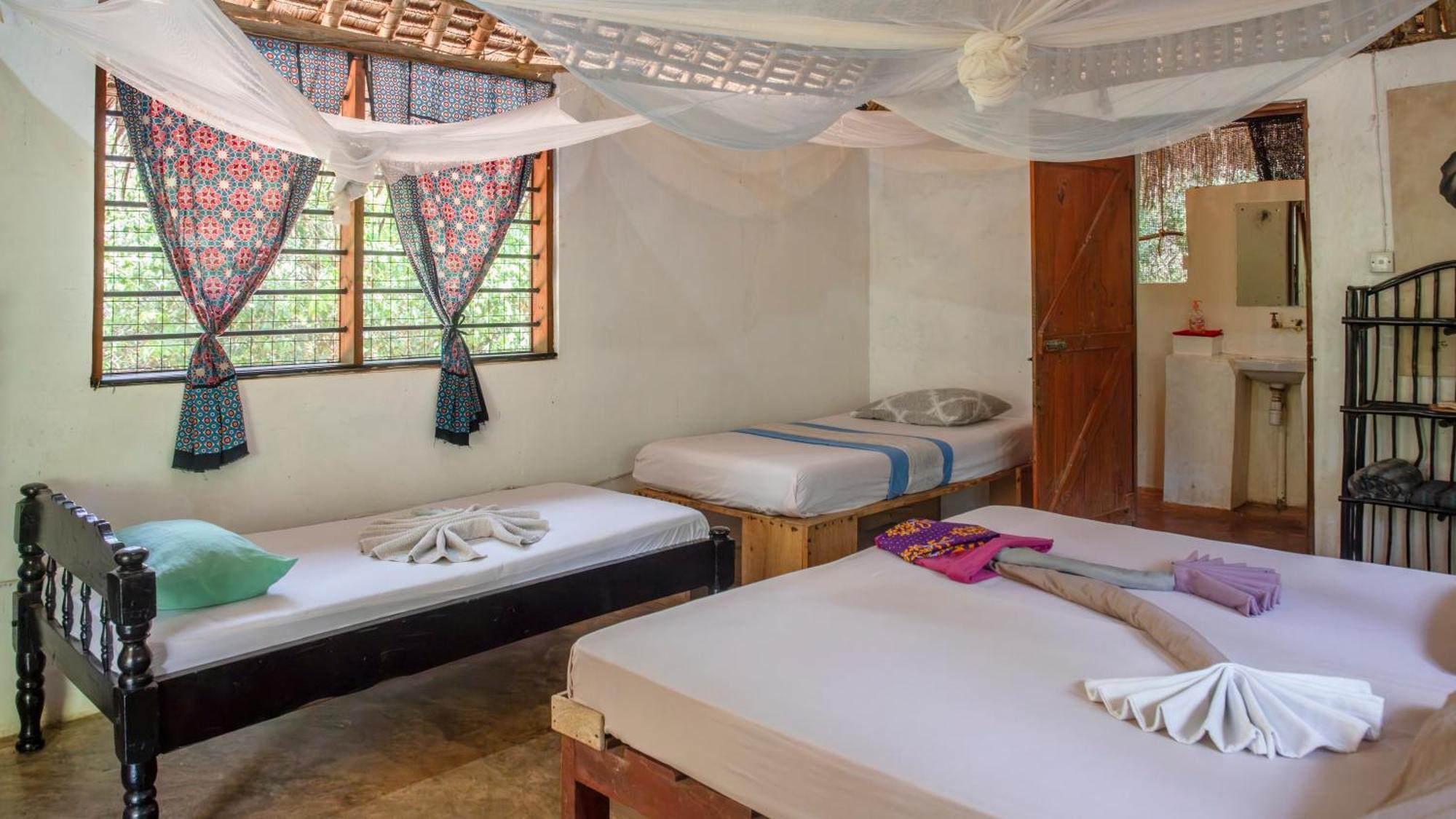 Stilts Diani Beach Exterior foto