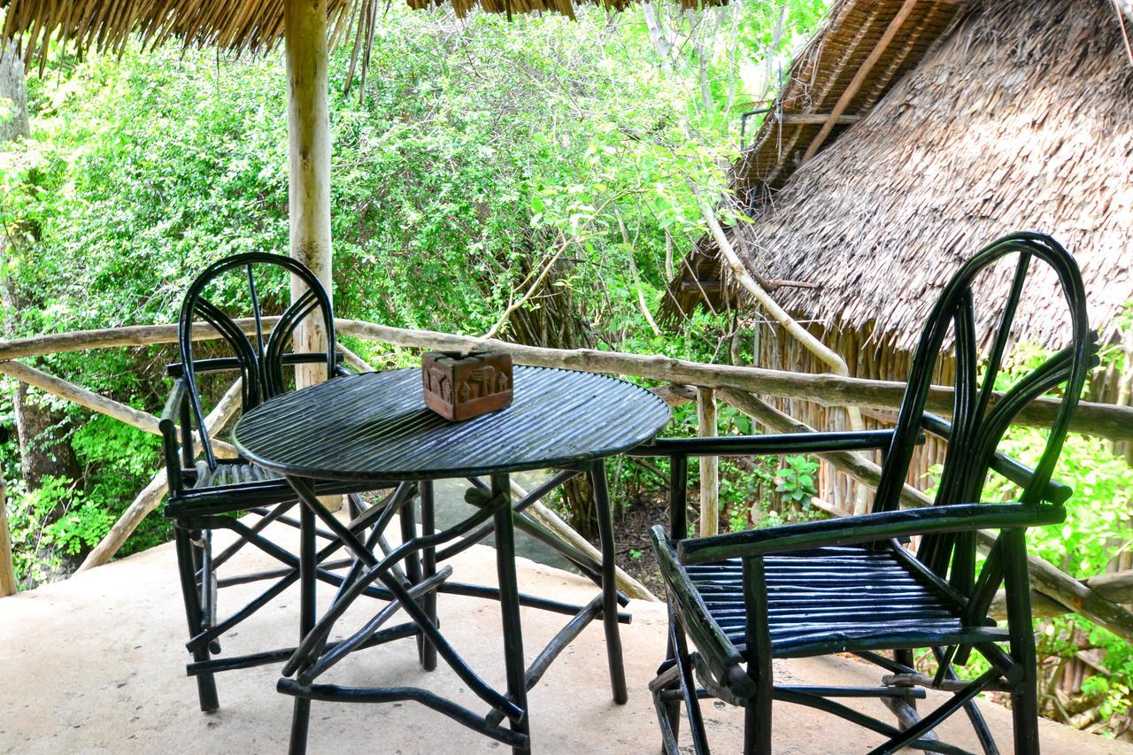 Stilts Diani Beach Exterior foto