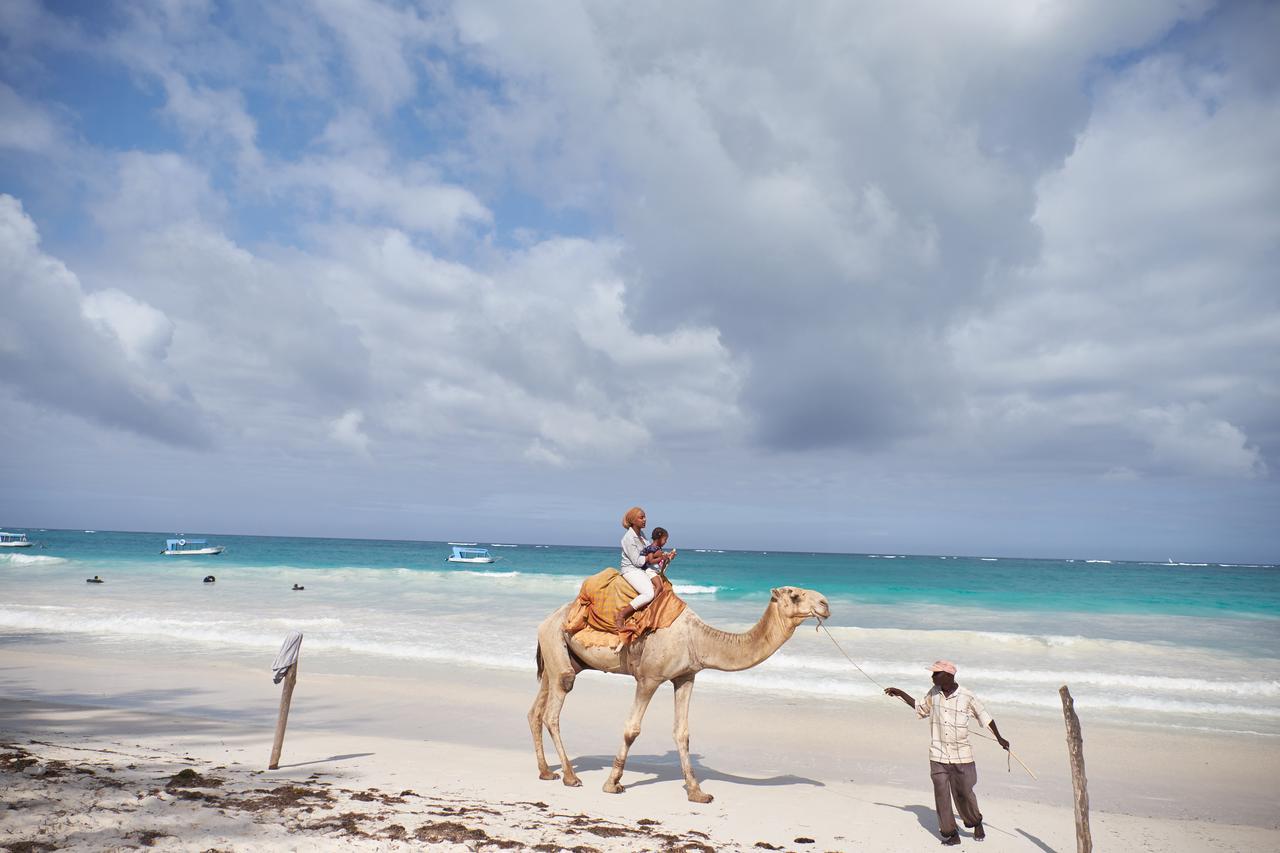 Stilts Diani Beach Exterior foto